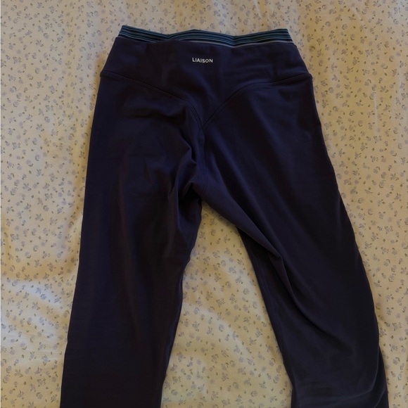 Liaison the Label STRIPEGATE plumb sculpt legging brand - Picture 3 of 3